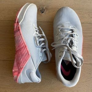 Nike Metcon 5, Grey and Pink, Size 8
